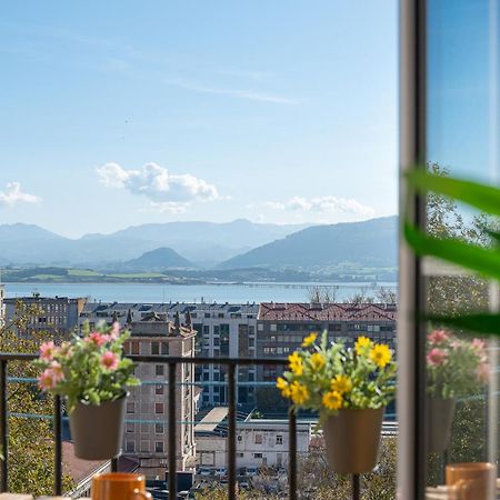 Apartamento En El Corazon De La Ciudad Junto A Las Estaciones Santander Zewnętrze zdjęcie